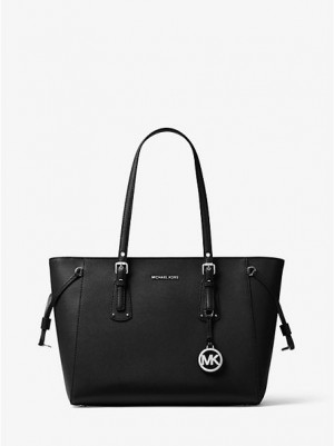 Dámské Přebalovací Tašky Michael Kors Voyager Medium Crossgrain Læder Černé | 481093-BQS